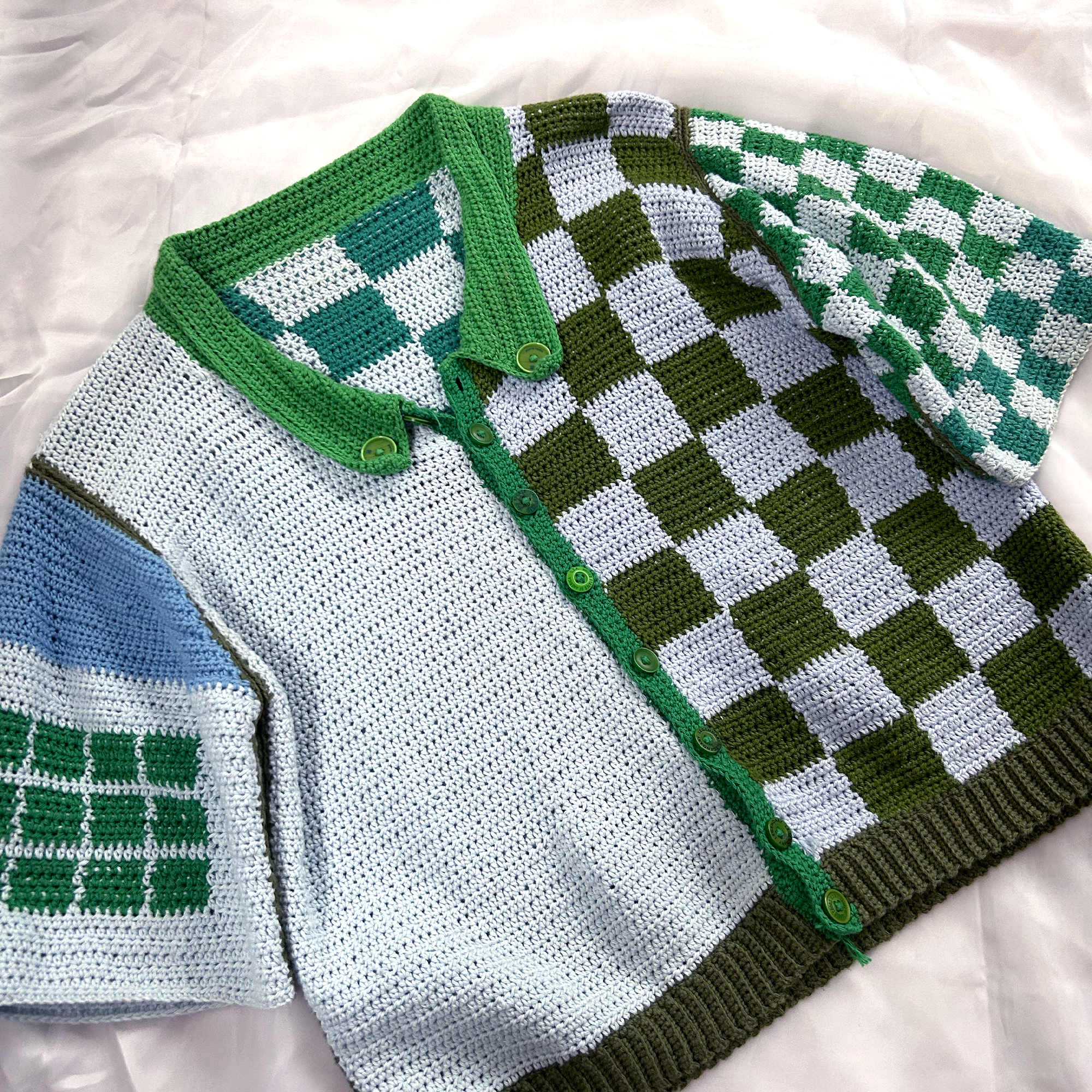 Green and blue block them blouse crochet pattern button up