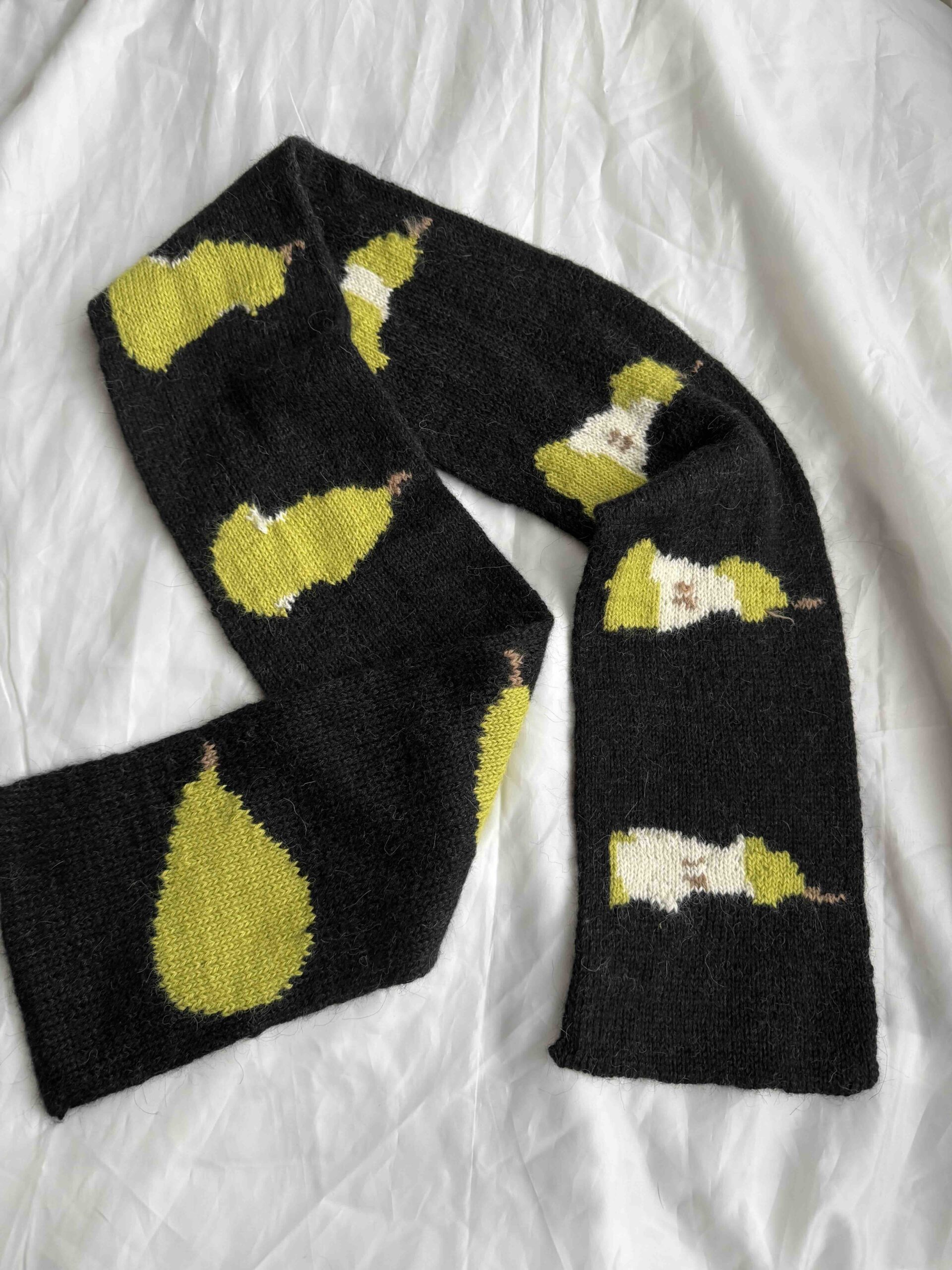 Pear Scarf - Image 2